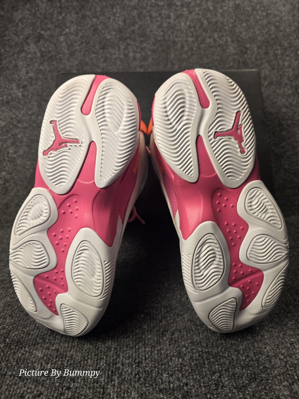 Jordan Max Aura 4 GS White Pinksicle Orange DV0490-168 Size 6.5Y/Women Size 8 - Picture 8 of 13